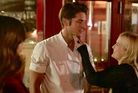 Превью сериала Эмили в Париже с 2020 года