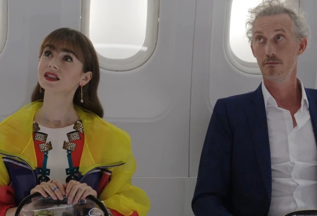 Кадры из сериала Эмили в Париже 3 сезон