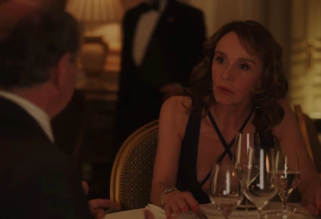 Кадры из сериала Эмили в Париже 3 сезон